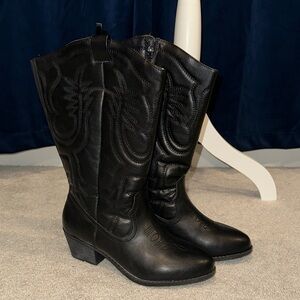 NEW Torrid Black Western “Cowgirl” Heeled Boots